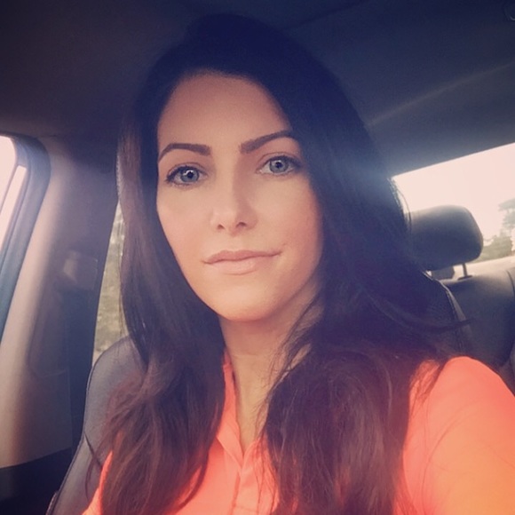 Meet your Posher, Alexandra - Picture 4 of 5